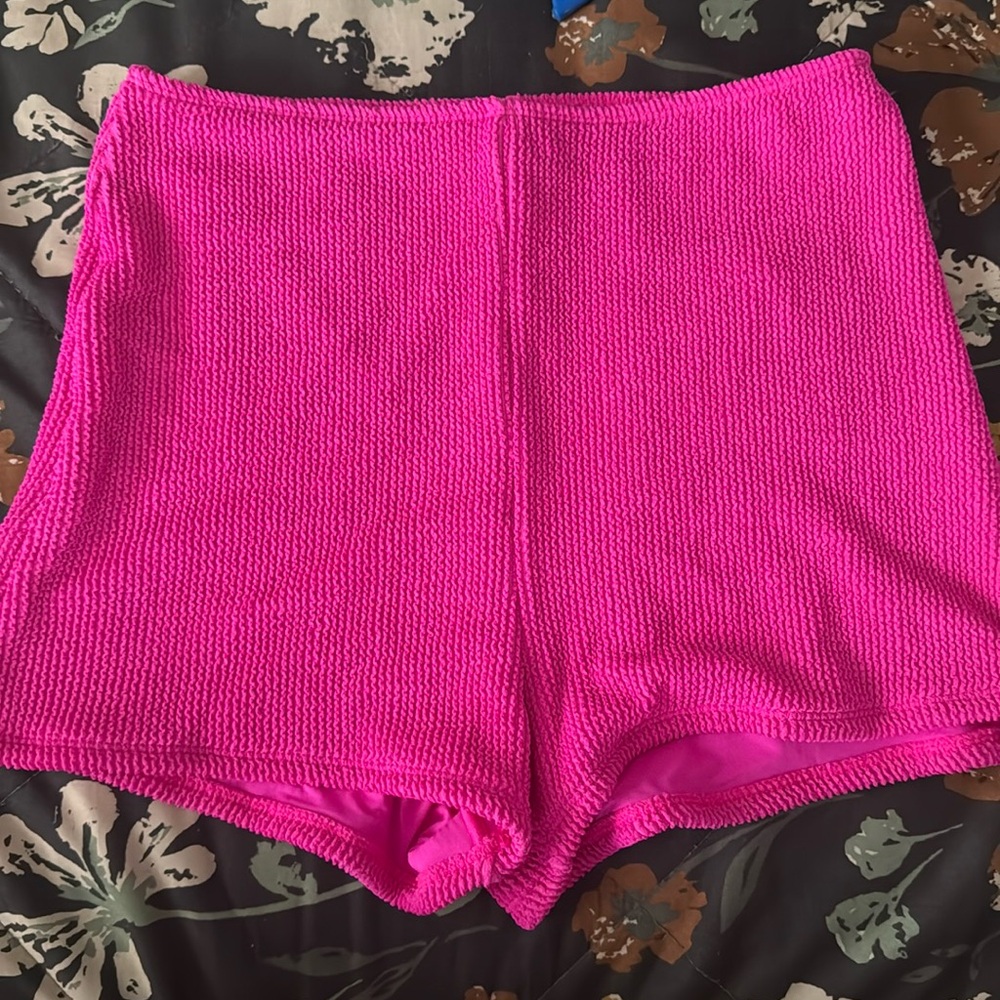 Good American Always Fits Boy Swim Shorts